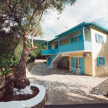 Nerina Studios Áyios Nikítas Exterior foto