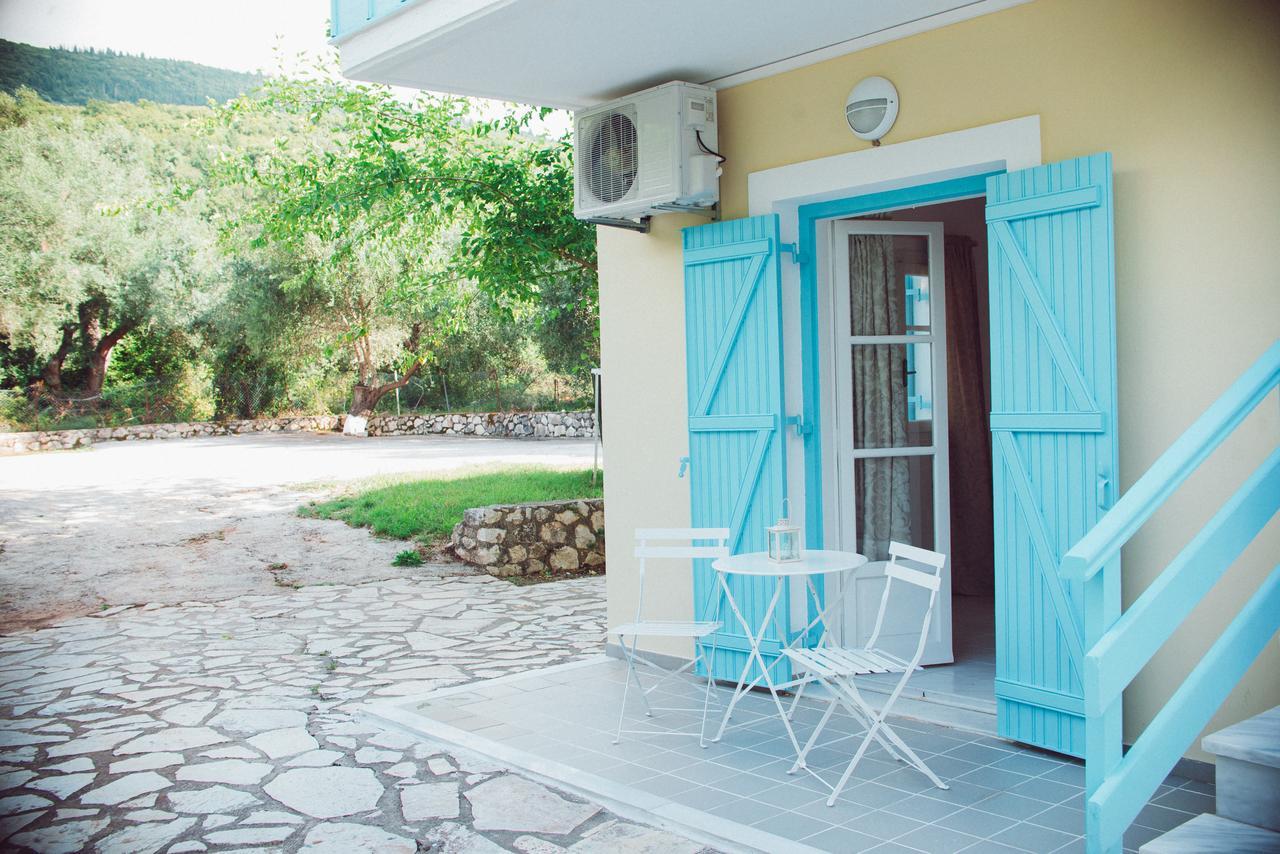 Nerina Studios Áyios Nikítas Exterior foto